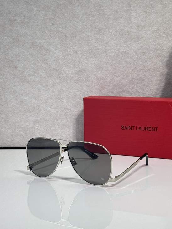 Picture of Saint Laurent Sunglasses _SKUfw79761156fw